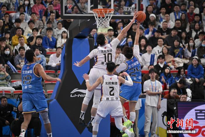 广厦、上海连胜终结,郭艾伦回归助广州连胜—