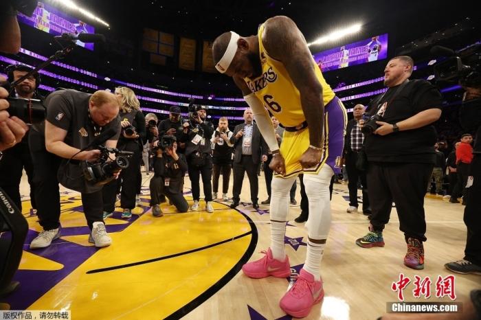 湖人出局！这是詹姆斯最