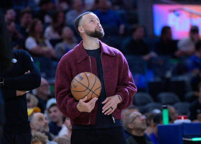 库里复出训练引勇士期待附加赛突破