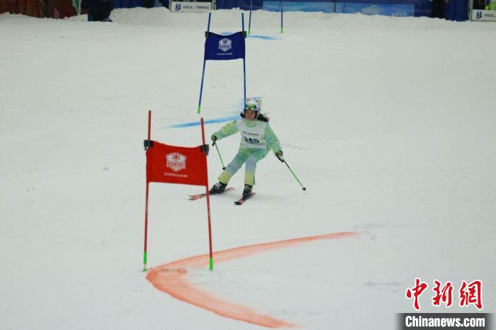 第五届粤港澳大湾区滑雪精英挑战赛广州热雪奇